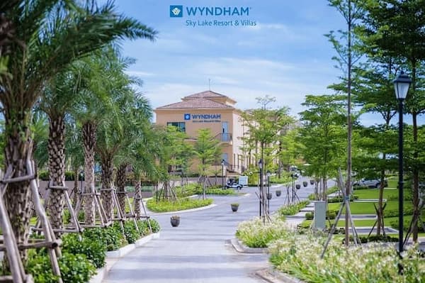 Wyndham Sky Lake Resort & Villas là lựa chọn an cư hoàn mỹ